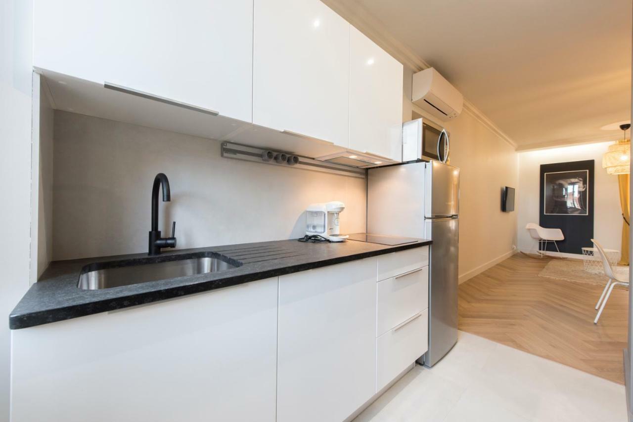 F2 chambre en duplex  Saint-Raphaël Extérieur photo